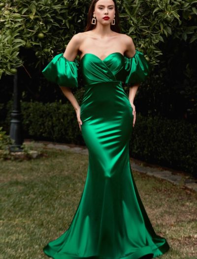 Grön figurnära balklänning med hjärtform